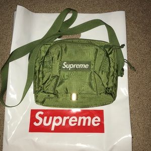🟢Supreme olive shoulder bag SS2019🟢
